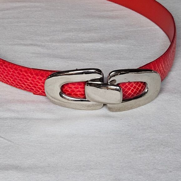 Morgan Taylor Vintage Adjustable Red Snakeskin Silver Tone Hardware Hook Belt - Picture 1 of 13